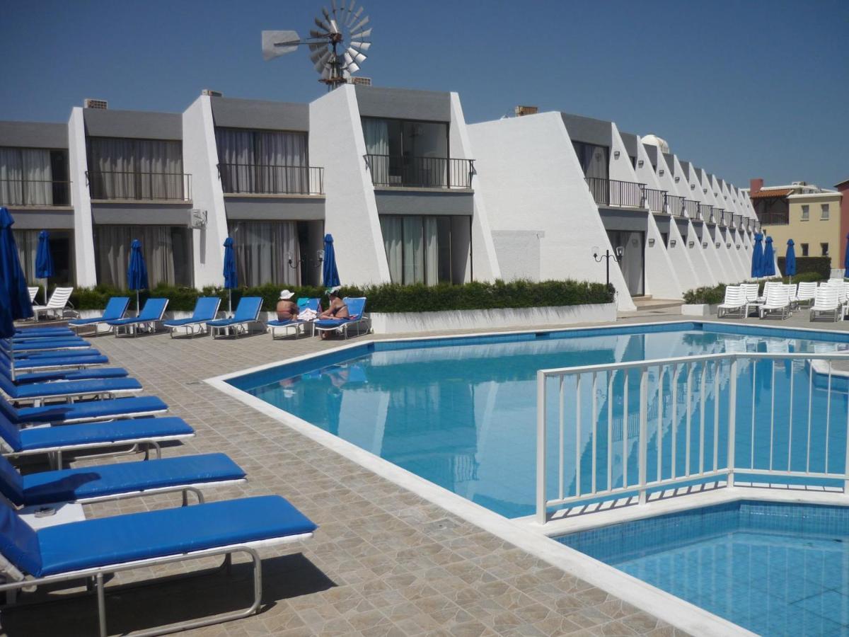Penelope Beach Hotel Apts Protarász Kültér fotó