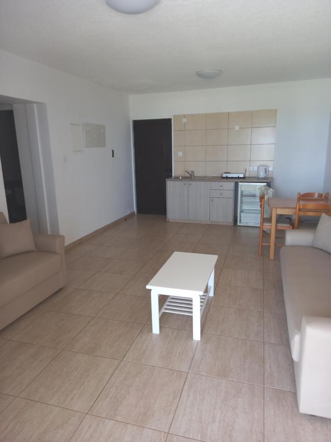 Penelope Beach Hotel Apts Protarász Kültér fotó