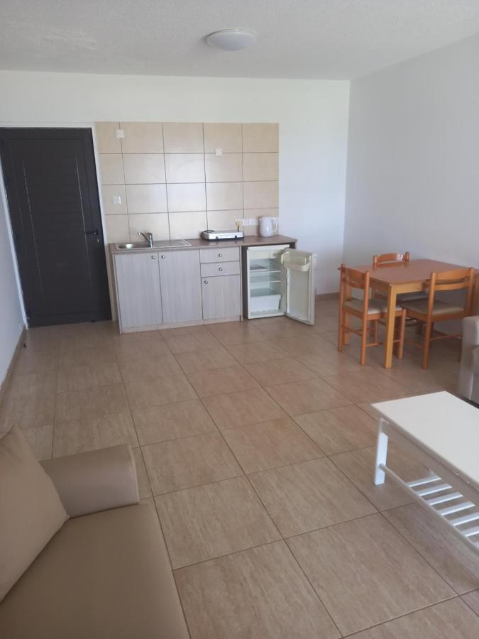 Penelope Beach Hotel Apts Protarász Kültér fotó